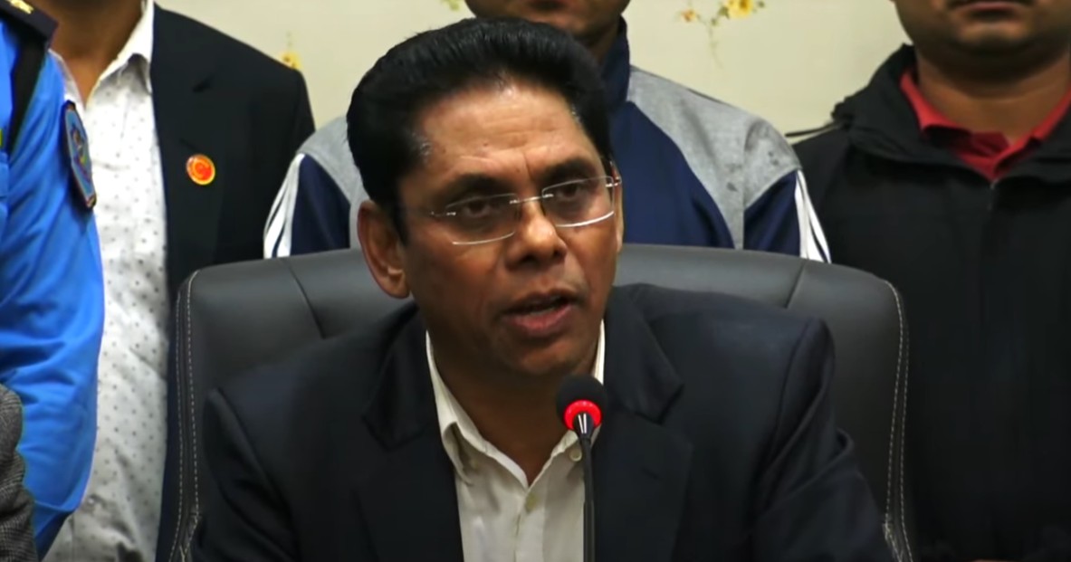 Image of माओवादीसँग पार्टी एकता टर्दा, विप्लवले दिए निर्वाचन आयोगमा दल दर्ताको निवेदन